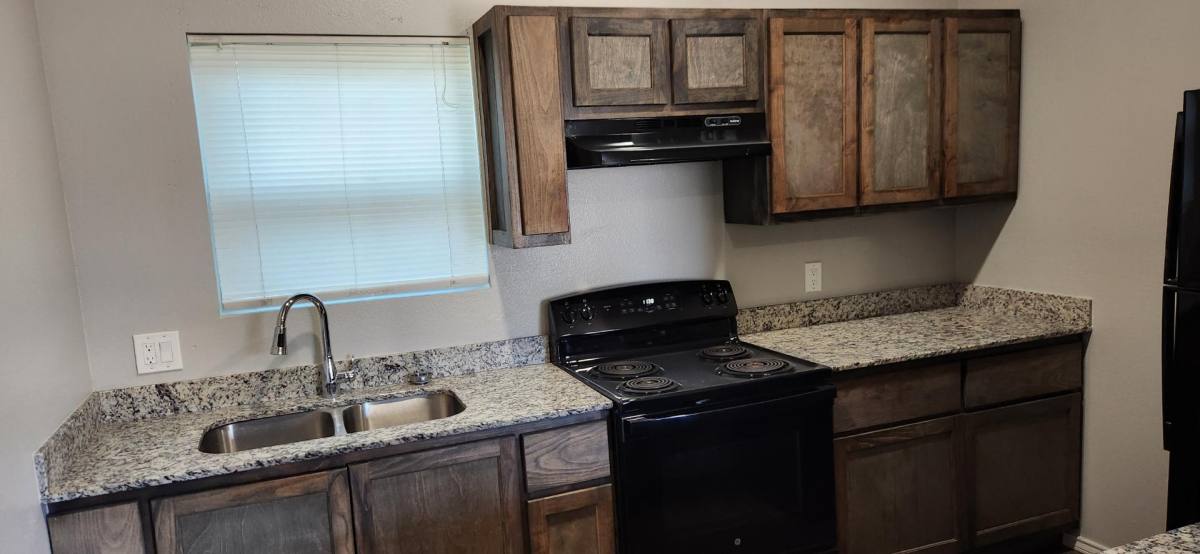 Apartment for rent at 845 S Main St #109, Paris, TX 75460