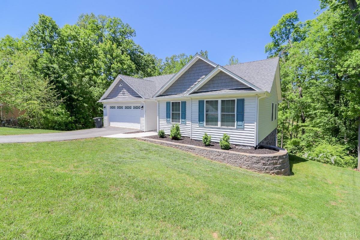 House for rent at 124 Palmer Dr, Lynchburg, VA 24502