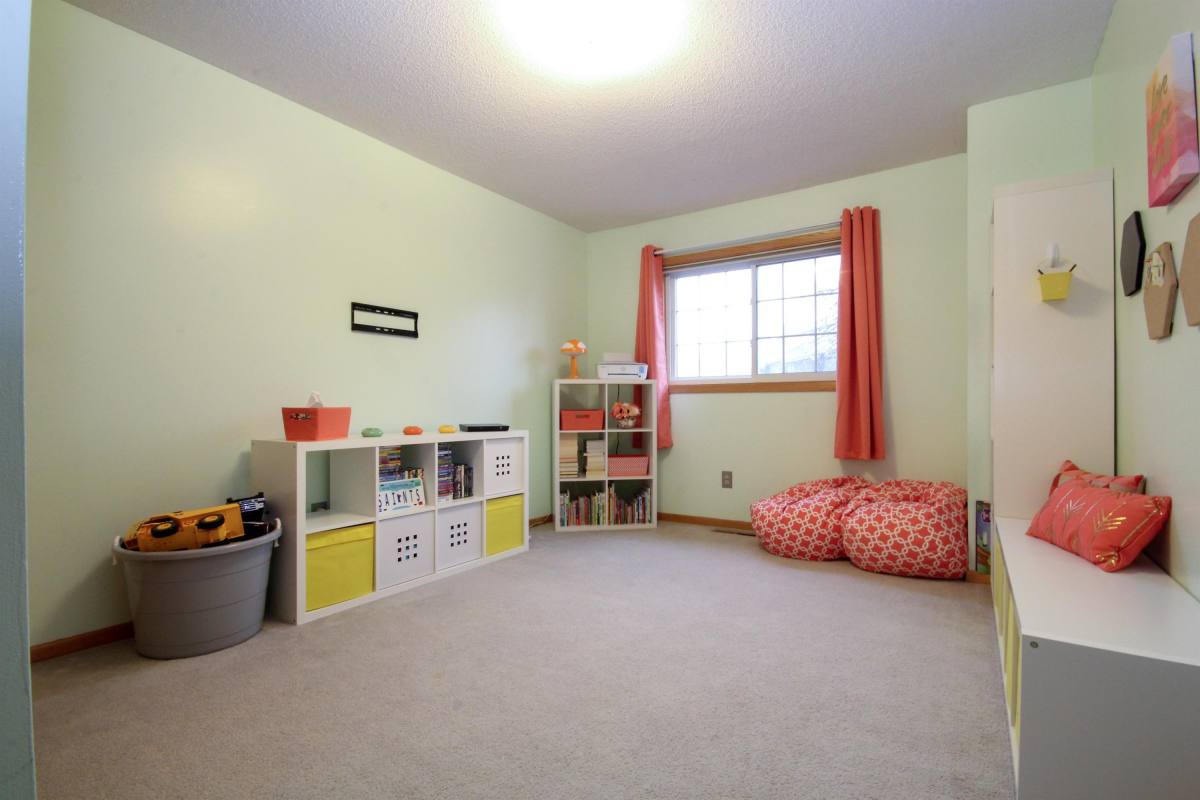 Townhouse for rent at Diffley Commons, 4130 Durham Court #1, Saint Paul, MN 55122