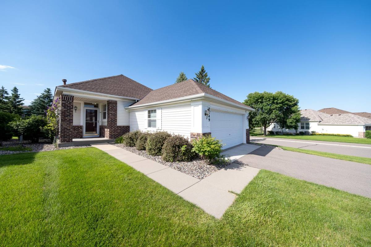 Townhouse for rent at 2549 Prairie Oak Trail - 1 #1, Saint Paul, MN 55125