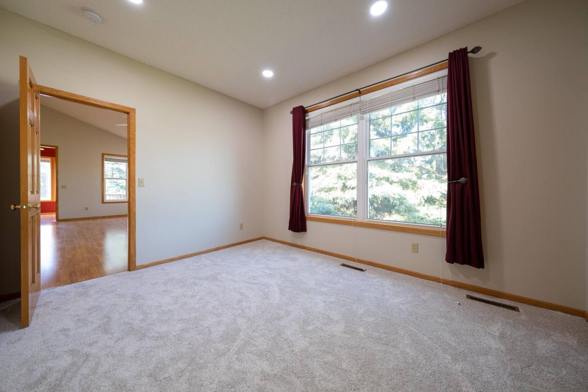 Townhouse for rent at 2549 Prairie Oak Trail - 1 #1, Saint Paul, MN 55125