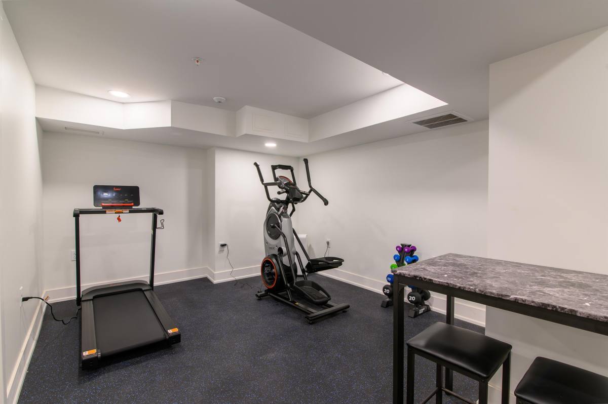 Apartment for rent at Capitol Area, 205 State St #2, Harrisburg, PA 17101