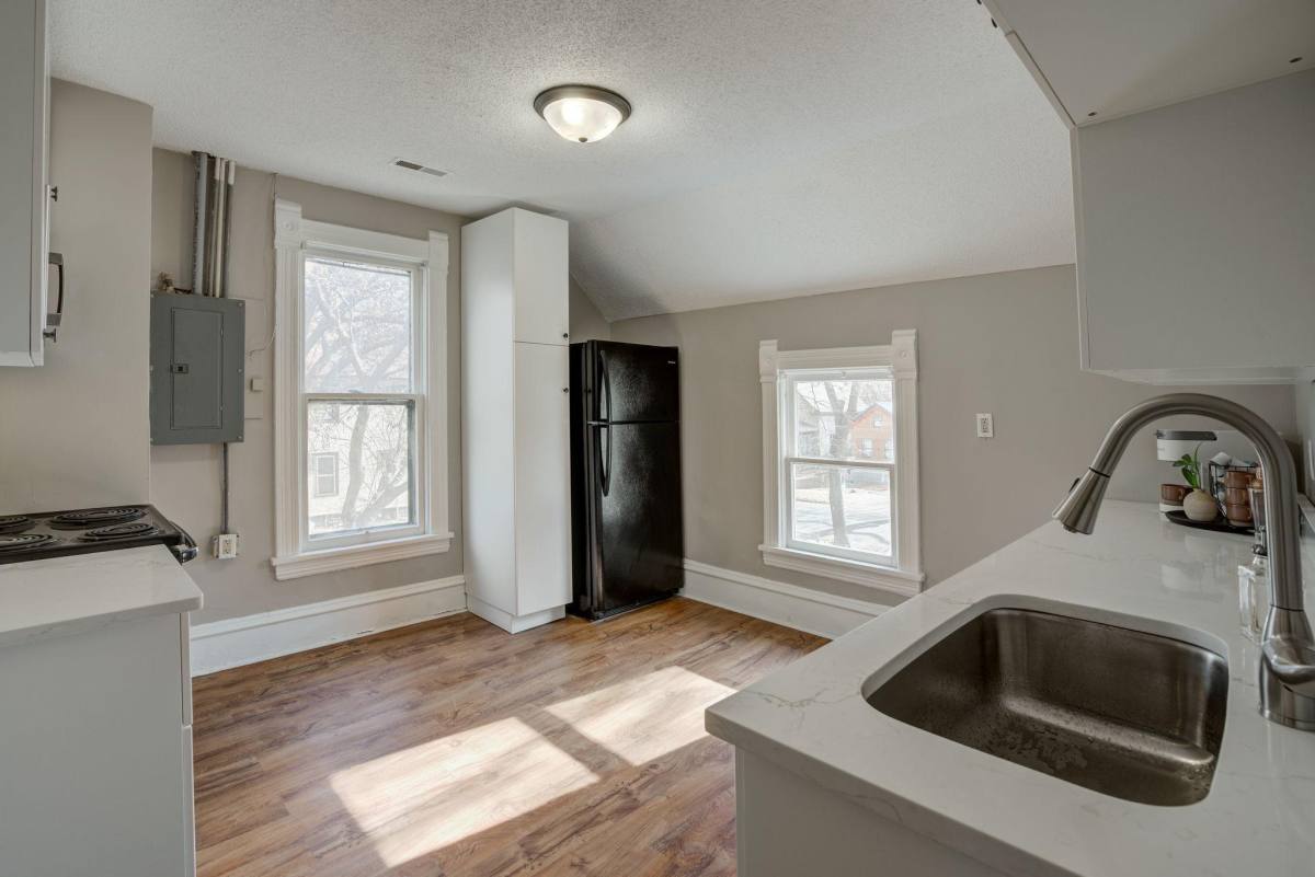 House for rent at 1505 NE Main St #2, Minneapolis, MN 55413