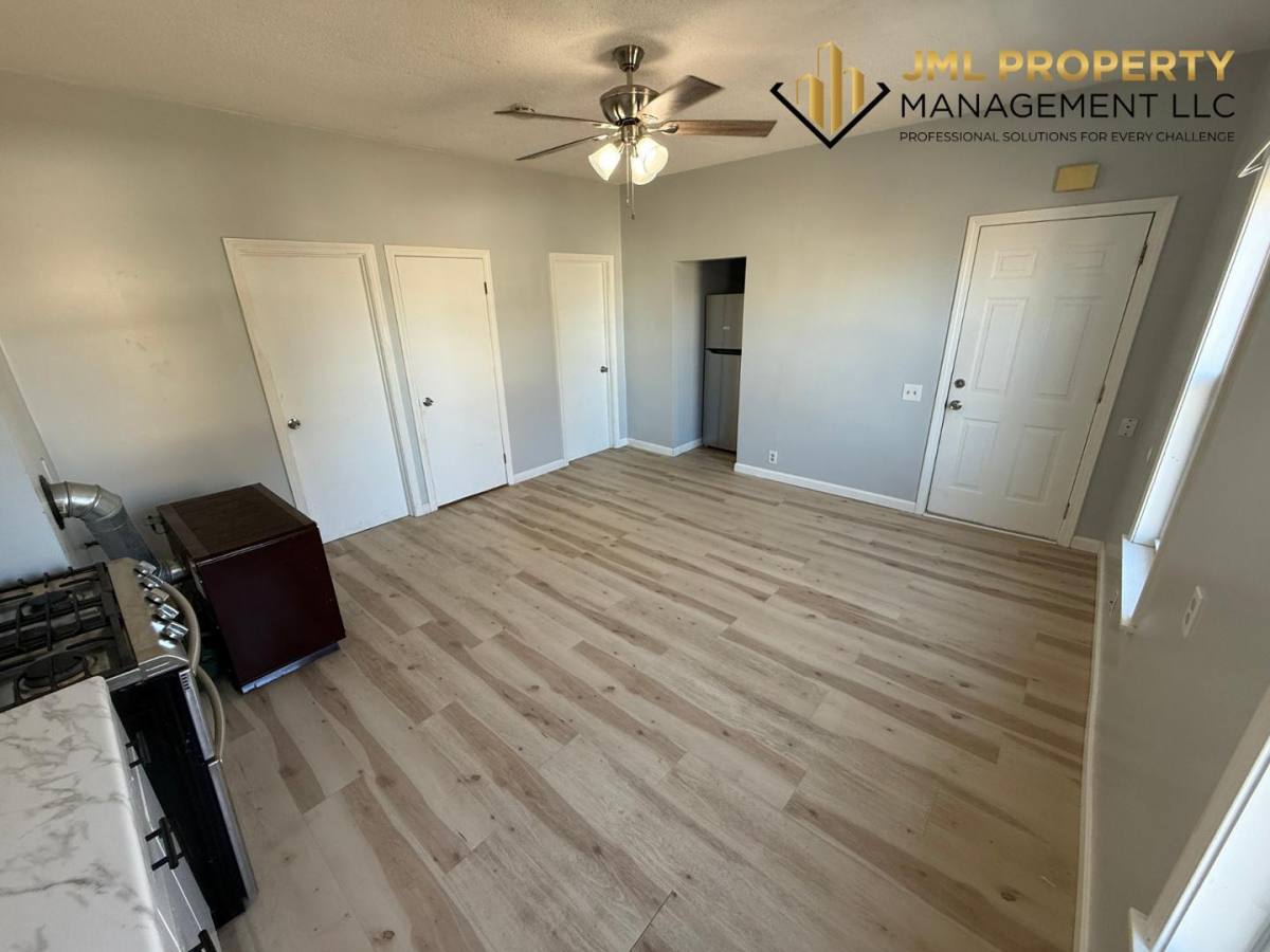 Apartment for rent at 86 Kilburn St, Fall River, MA 02724