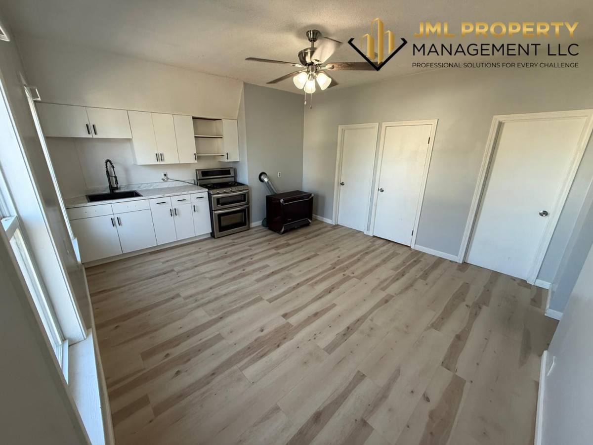 Apartment for rent at 86 Kilburn St, Fall River, MA 02724