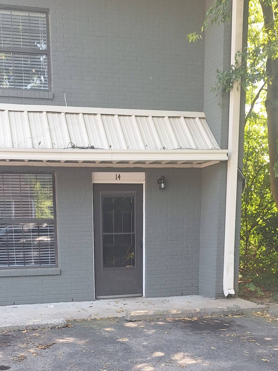 Apartment for rent at 200 North Trigg, 200 N Trigg Ave, Gallatin, TN 37066