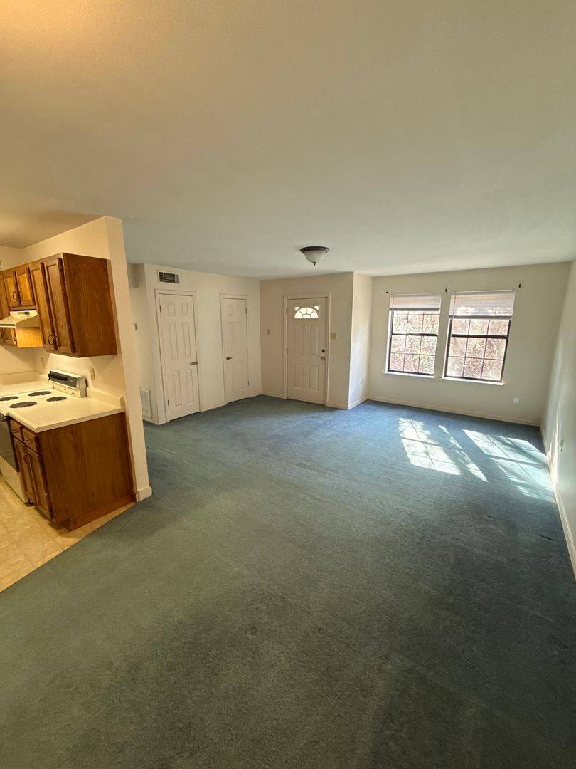 Apartment for rent at 2607 W 12th, Russellville, AR 72801