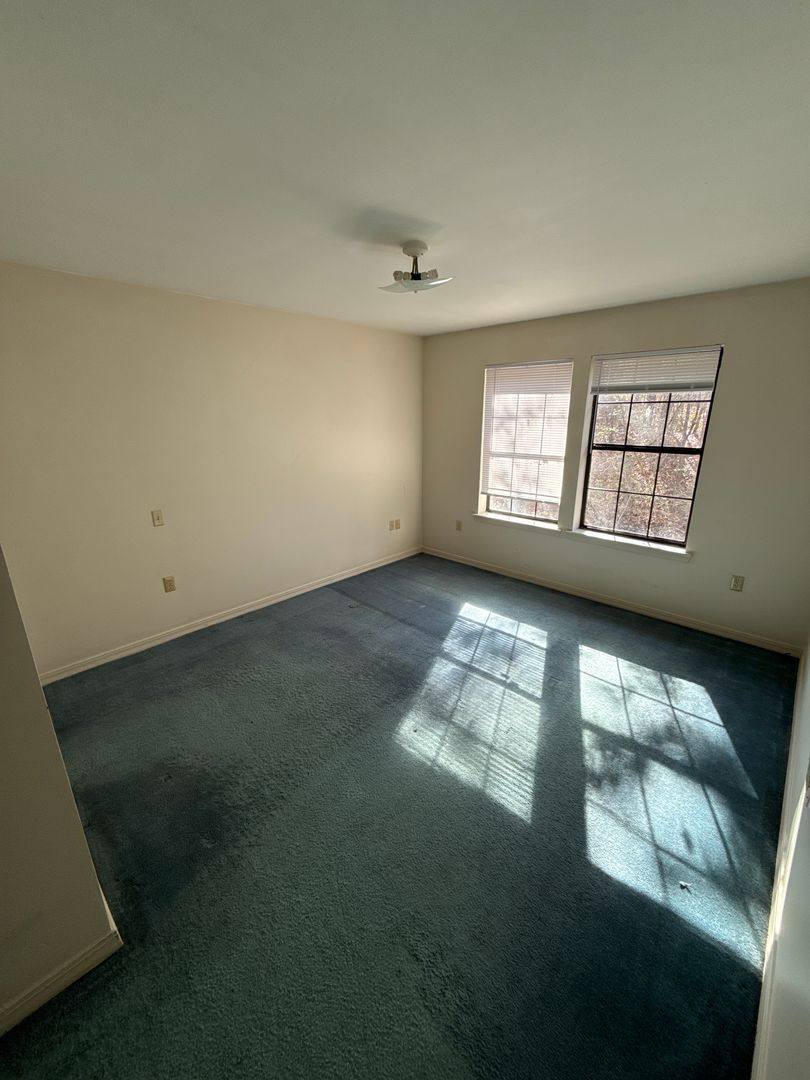 Apartment for rent at 2607 W 12th, Russellville, AR 72801