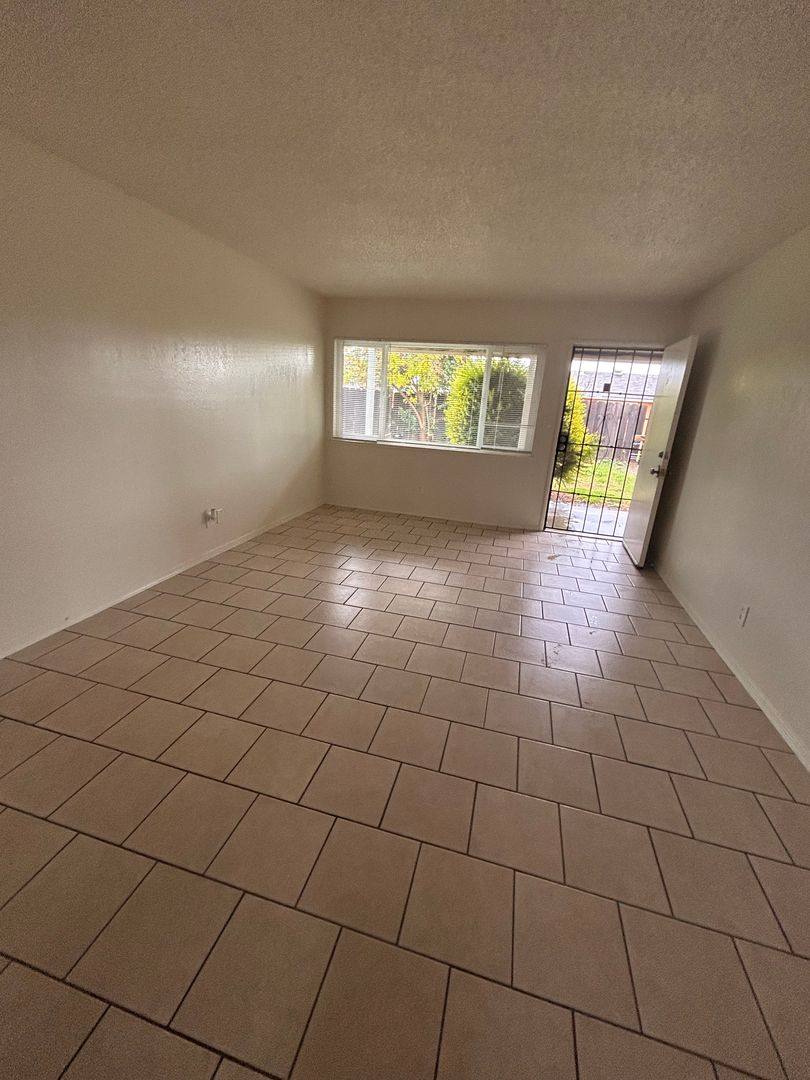 Apartment for rent at 2004-2108 N Ave, Corcoran, CA 93212