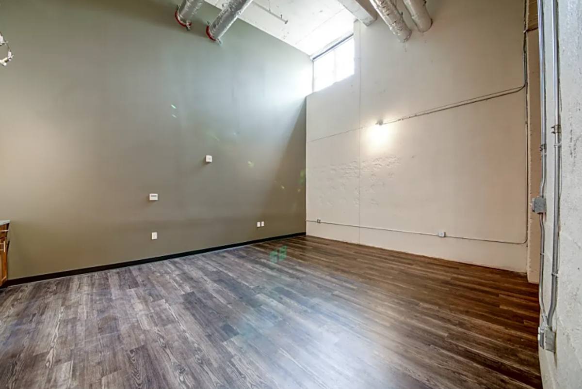 Apartment for rent at 7417 Vermont Ave, Saint Louis, MO 63111