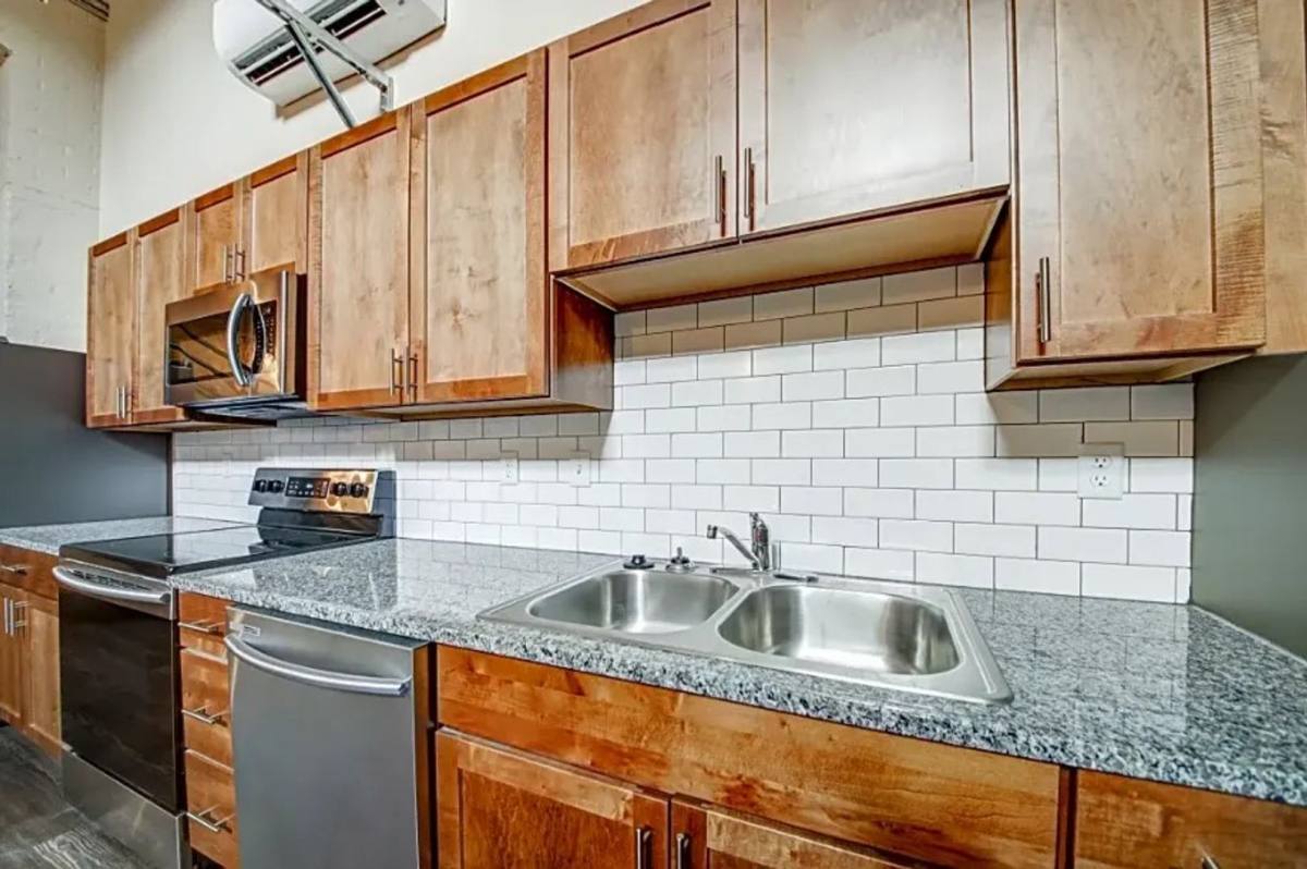 Apartment for rent at 7417 Vermont Ave, Saint Louis, MO 63111
