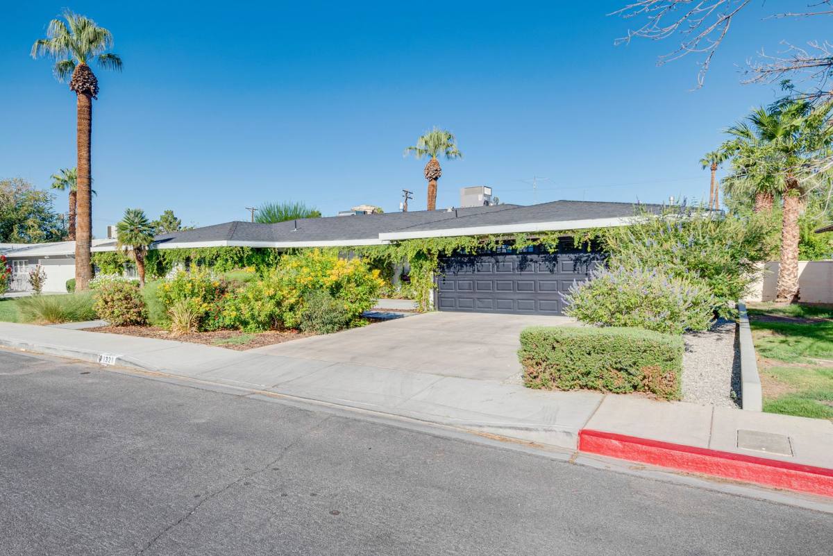 House for rent at 1321 7th St, Las Vegas, NV 89104