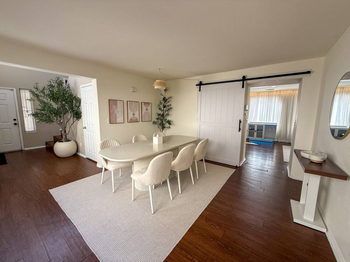 House for rent at 10360 Cherokee Corner Ave, Las Vegas, NV 89129