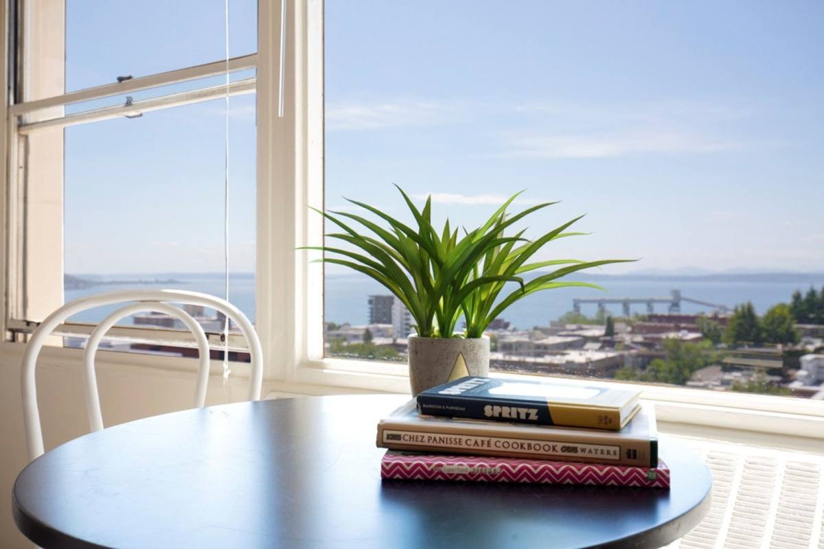 The Queensborough, 101 W Olympic Place, Seattle, WA 98119 - Apartment for Rent - Image 9
