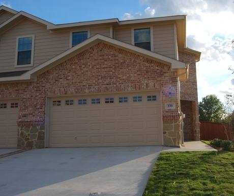Townhouse for rent at 339 Orbit Dr, Lavon, TX 75166