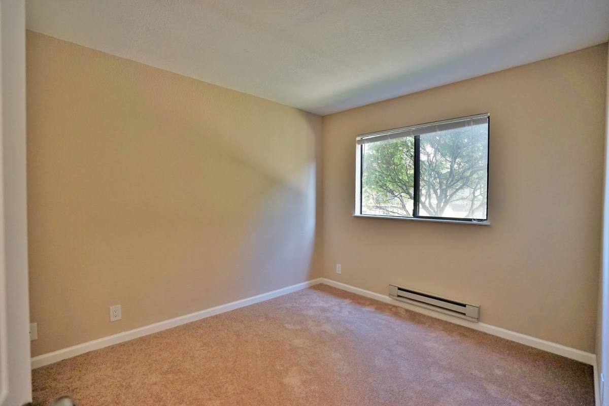 Apartment for rent at 15065 Hesperian Blvd, San Leandro, CA 94578