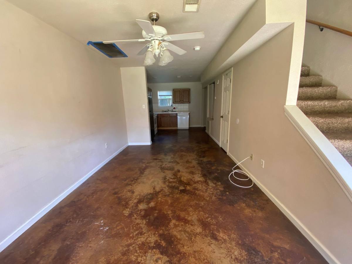 Apartment for rent at 1723 W Matthews, Jonesboro, AR 72401