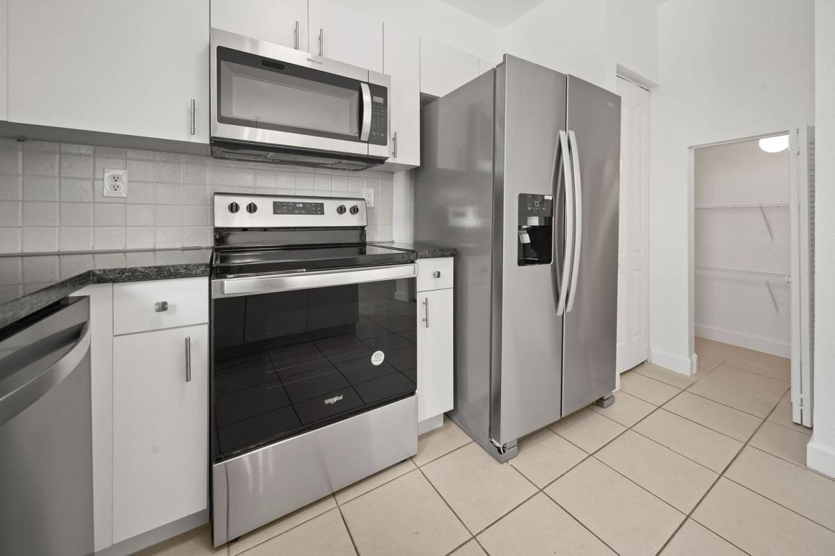 Townhouse for rent at 21459 SW 86th Place, Miami, FL 33189