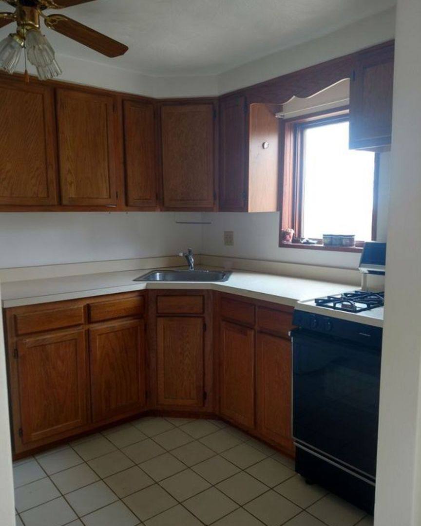 Apartment for rent at 1439-1441 Milan Ave, Pittsburgh, PA 15226