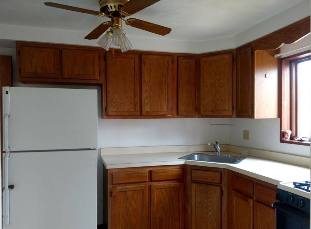Apartment for rent at 1439-1441 Milan Ave, Pittsburgh, PA 15226