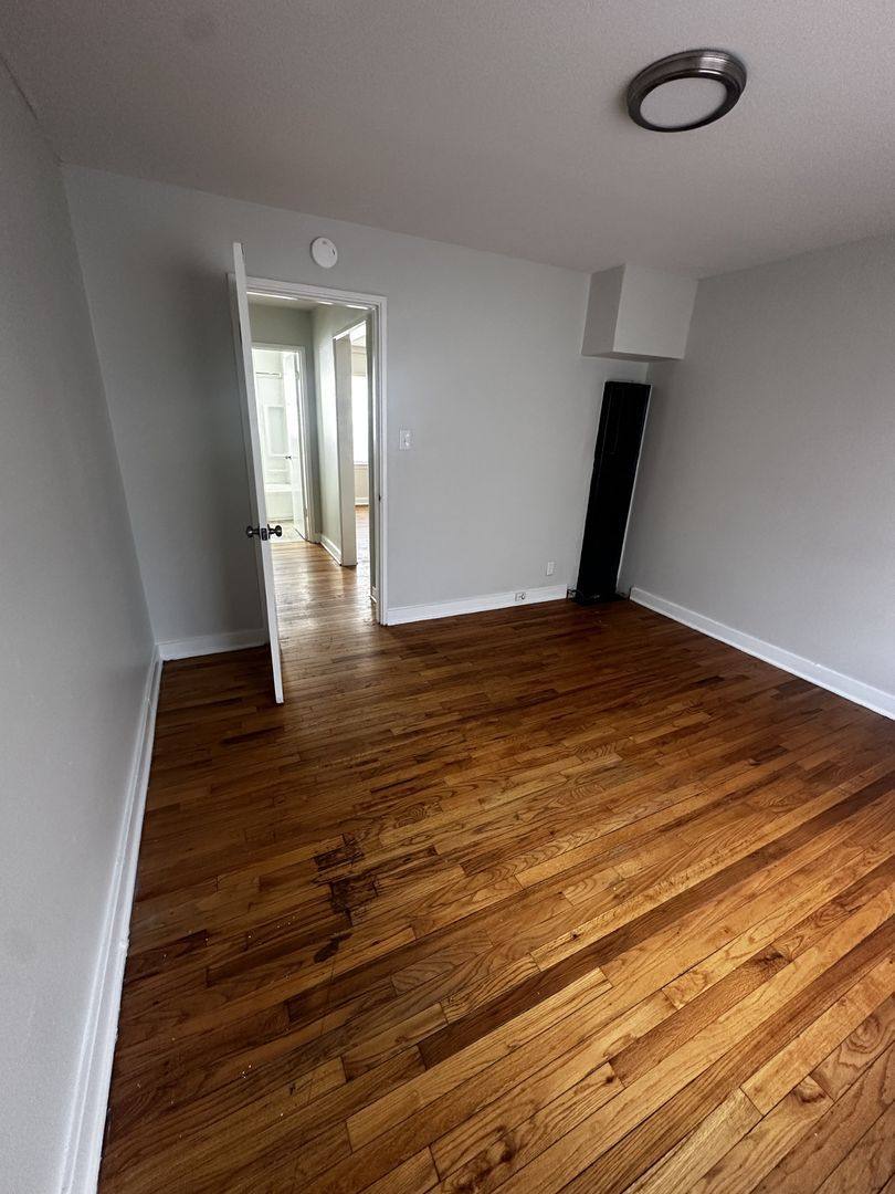 Apartment for rent at 1403 Nightingale Rd, Louisville, KY 40213