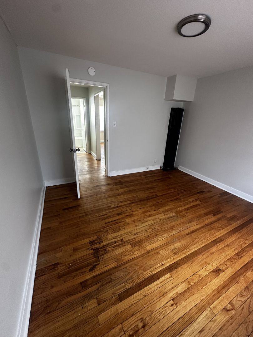 Apartment for rent at 1403 Nightingale Rd, Louisville, KY 40213