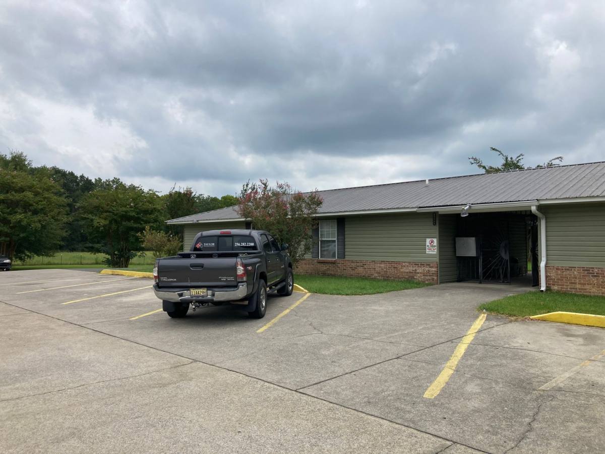 Apartment for rent at 1609 McDowell St, Gadsden, AL 35904