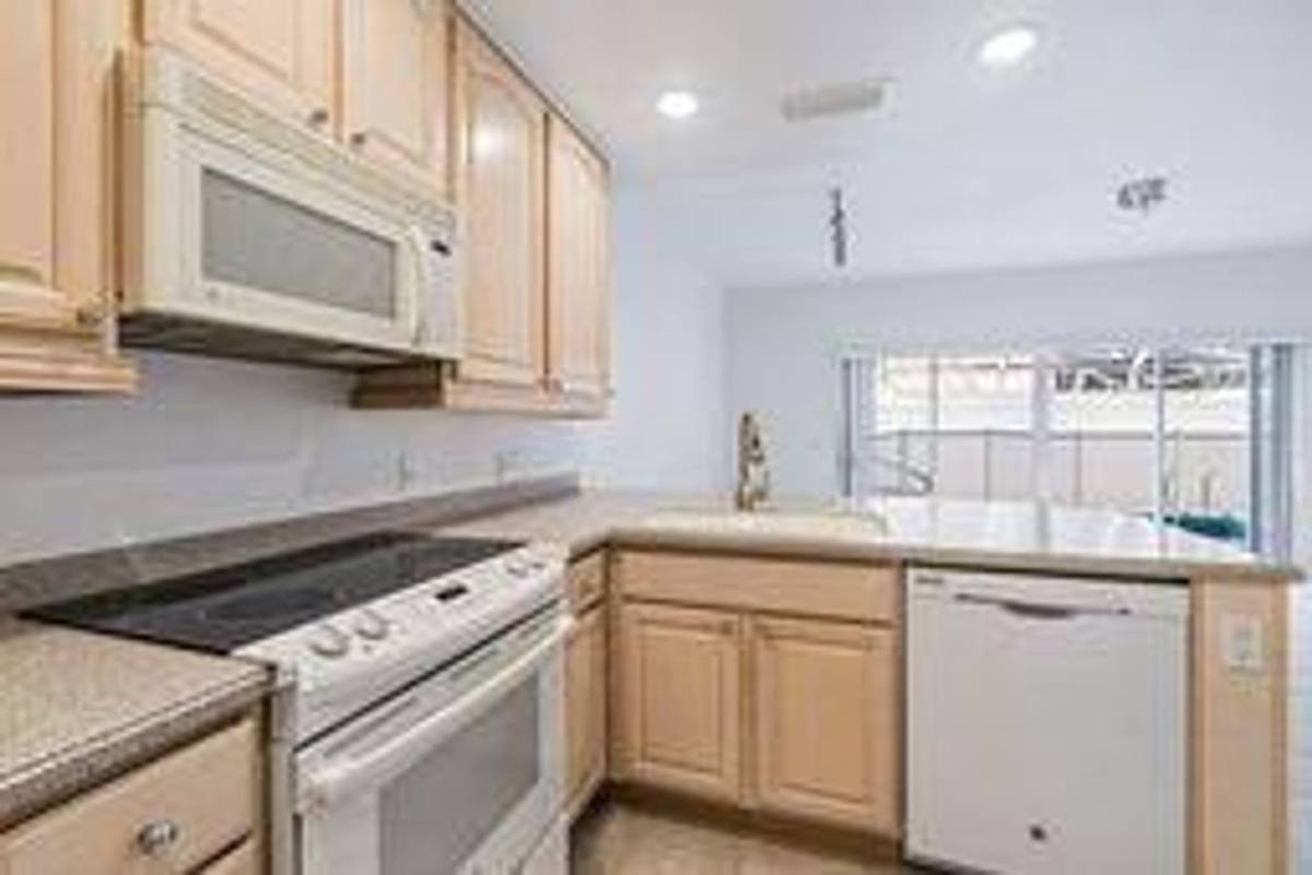 Townhouse for rent at 3 Oakland Court, Jupiter, FL 33469