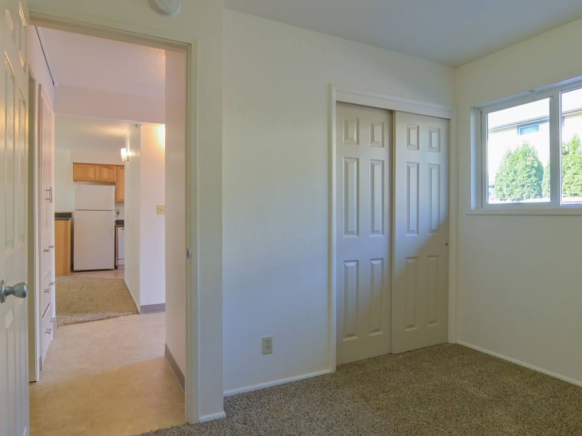 Apartment for rent at 625, 649 E, Eugene, OR 97401
