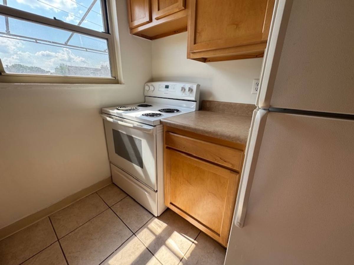 Apartment for rent at 5731 Ellsworth Ave, Pittsburgh, PA 15232