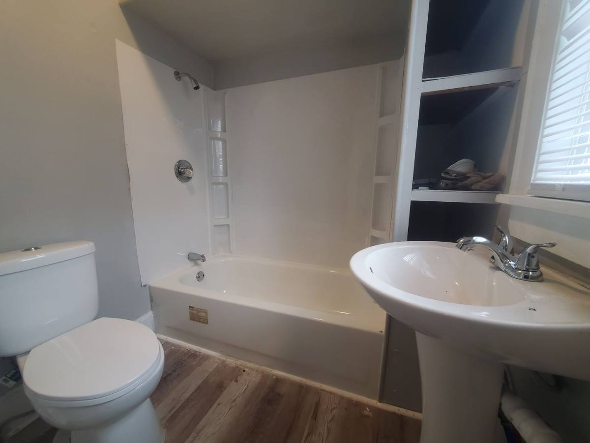 Apartment for rent at 3921 14th Ave, Kenosha, WI 53140