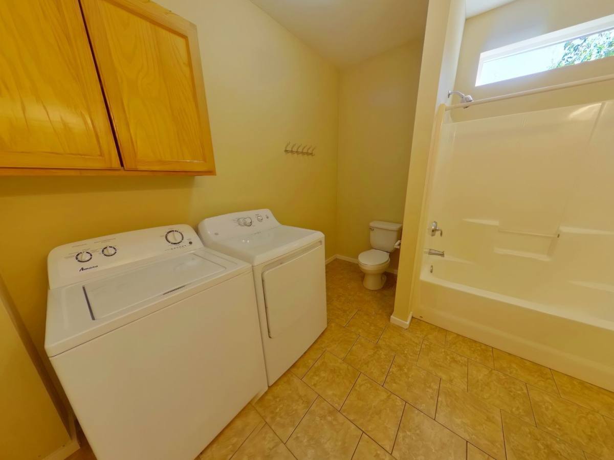 Apartment for rent at 1857 Pearl St, Eugene, OR 97401