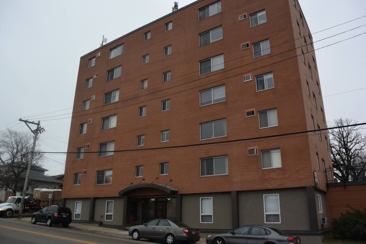 Apartment for rent at 2915 W 50th St, Minneapolis, MN 55410
