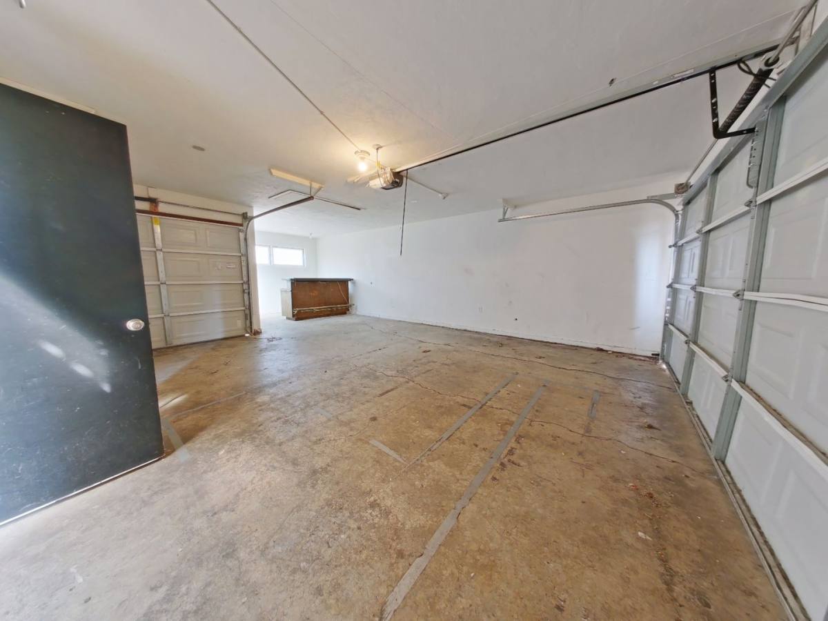 Apartment for rent at 1585 Ferry Alley - 1572 St, Eugene, OR 97401