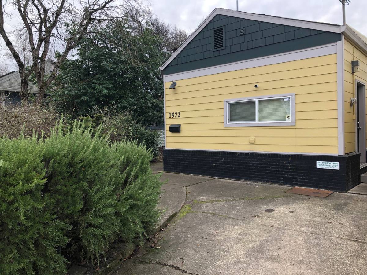 Apartment for rent at 1585 Ferry Alley - 1572 St, Eugene, OR 97401