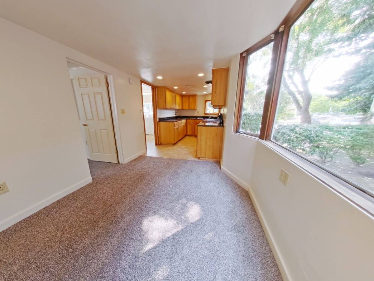 Apartment for rent at 1585 Ferry Alley - 1572 St, Eugene, OR 97401