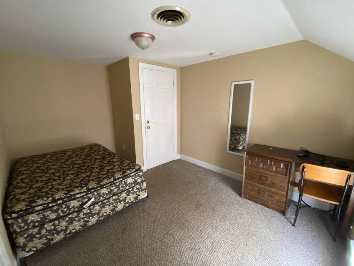 Apartment for rent at 38 Lincoln Ave, Cortland, NY 13045