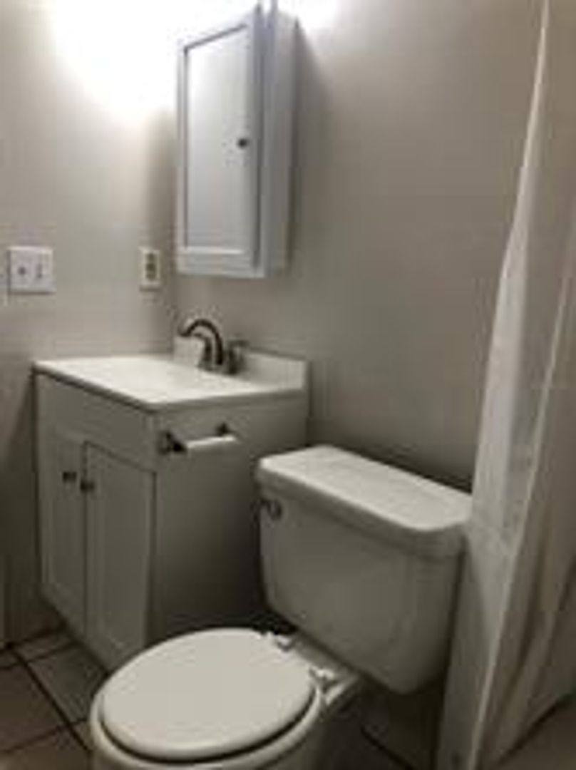 Apartment for rent at 1113 Park Ave, Sanford, FL 32771