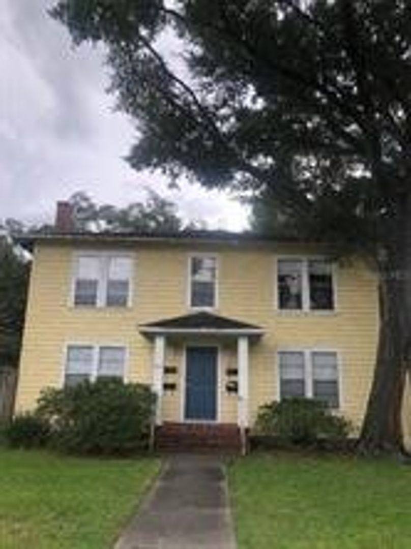 Apartment for rent at 1113 Park Ave, Sanford, FL 32771