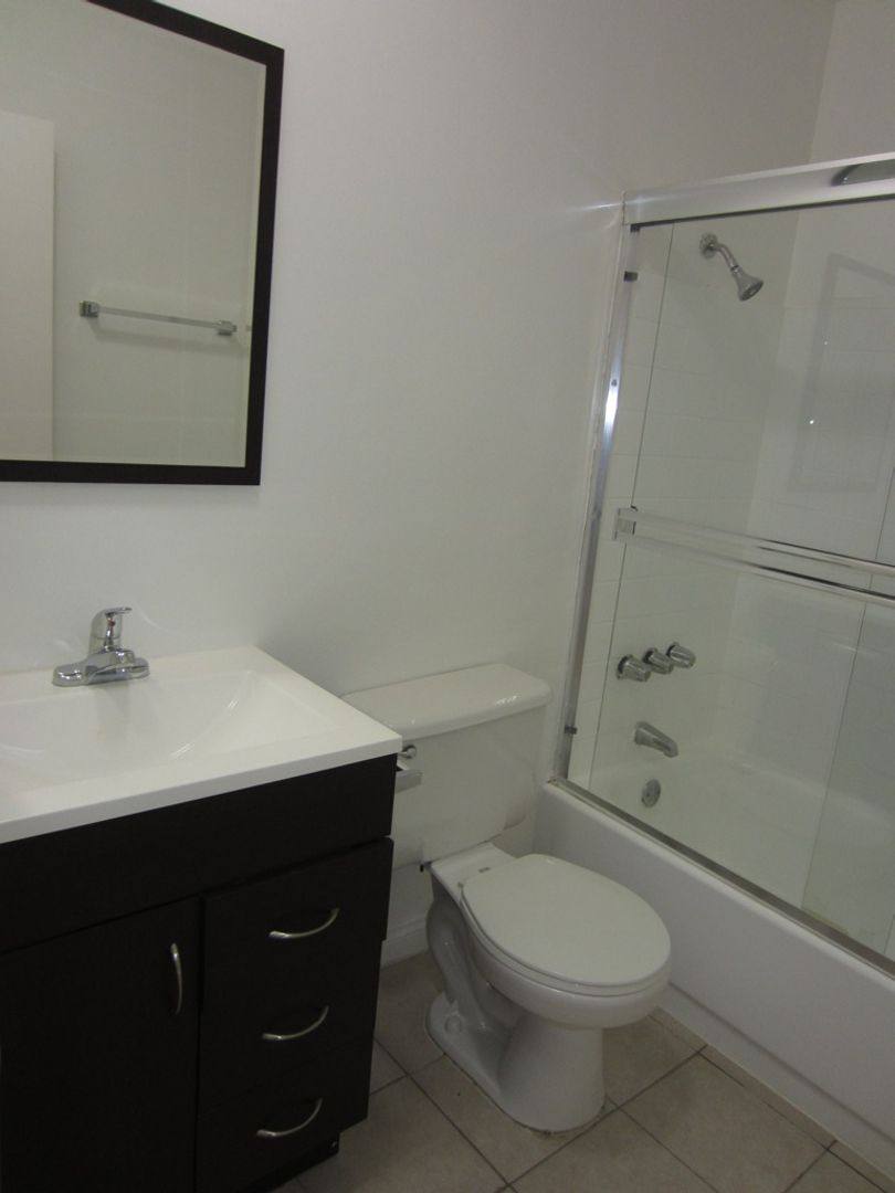 Apartment for rent at 6025 Ernest Ave, Los Angeles, CA 90034