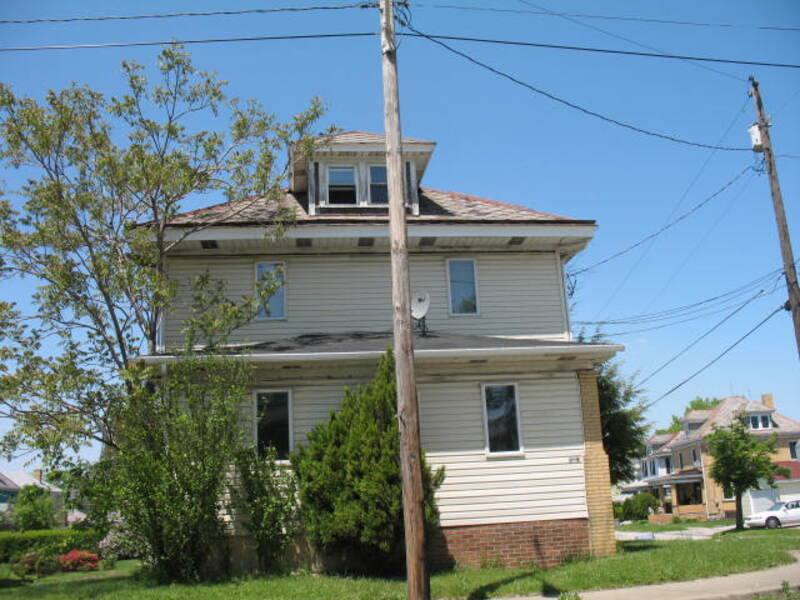Apartment for rent at 359 Connellsville St #A, Uniontown, PA 15401