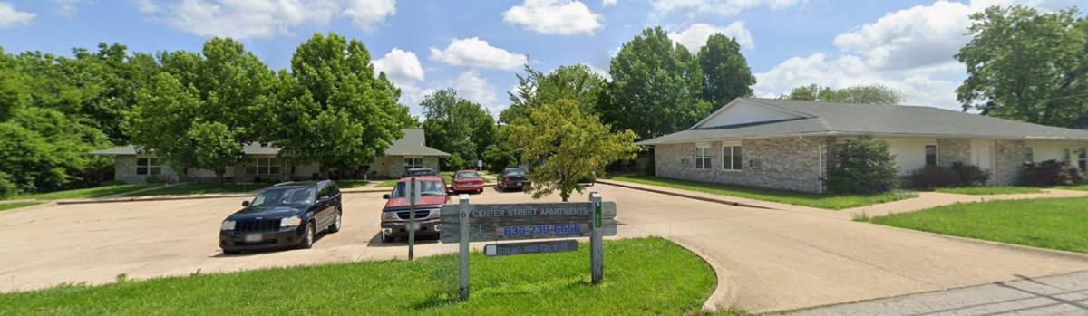 Apartment for rent at 6 S Center St, Sullivan, MO 63080