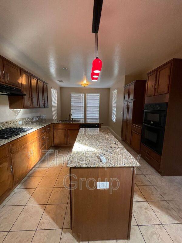 House for rent at 3237 N Winslow St, Visalia, CA 93291