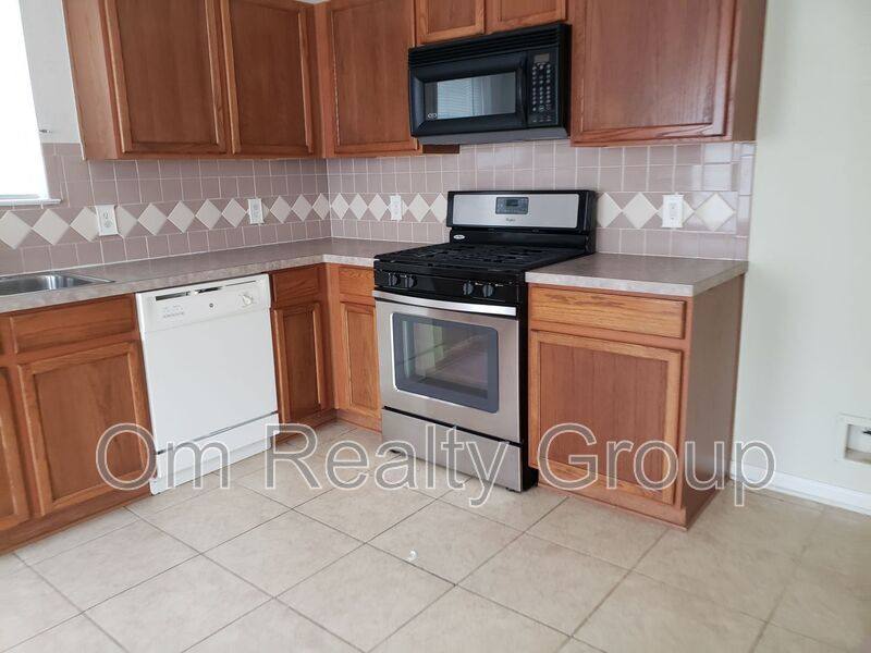 House for rent at 15127 Blue Creek Ranch Dr, Houston, TX 77086