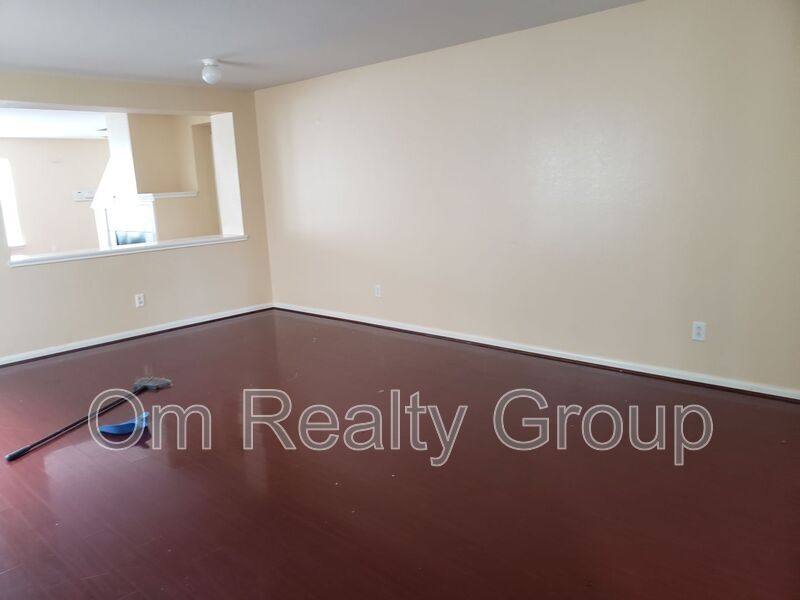 House for rent at 15127 Blue Creek Ranch Dr, Houston, TX 77086