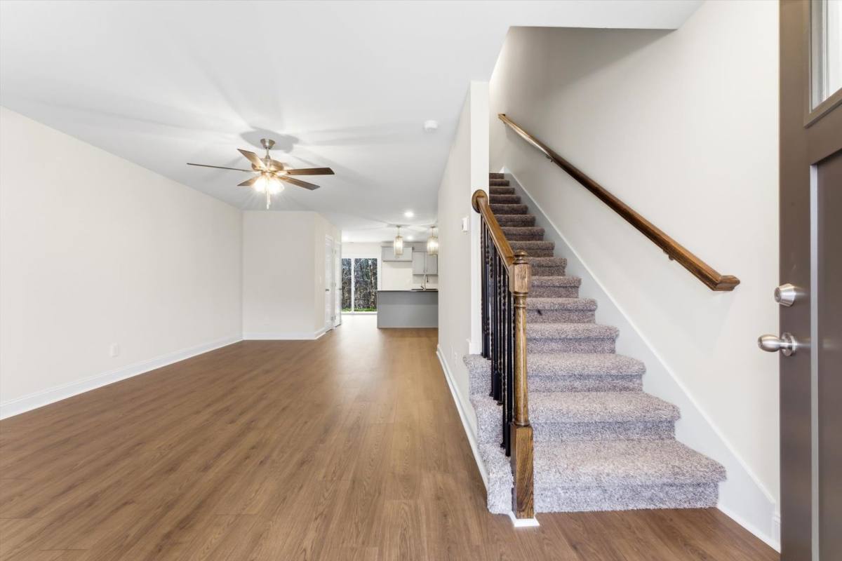 Townhouse for rent at 121 Quarry Point Dr, Clarksville, TN 37043