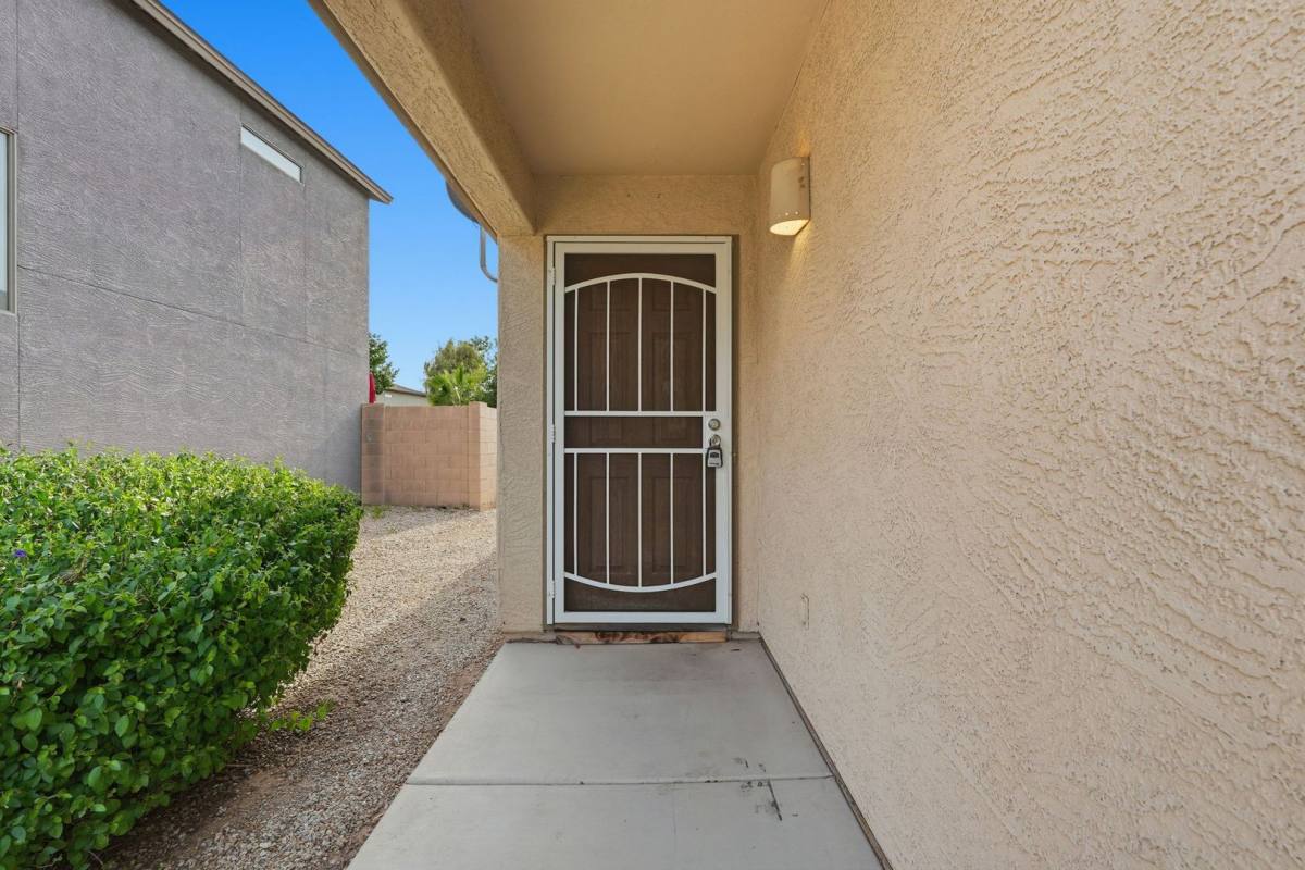 House for rent at 1767 E Denim Trail, San Tan Valley, AZ 85143