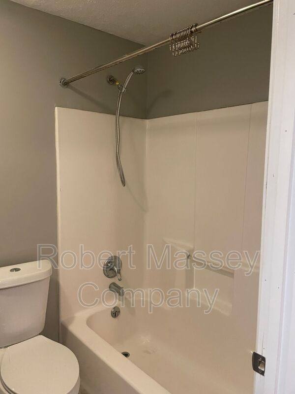 Apartment for rent at 1829 Edenside Ave #7, Louisville, KY 40204