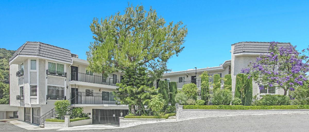 Apartment for rent at 3000 Honolulu, La Crescenta, CA 91214