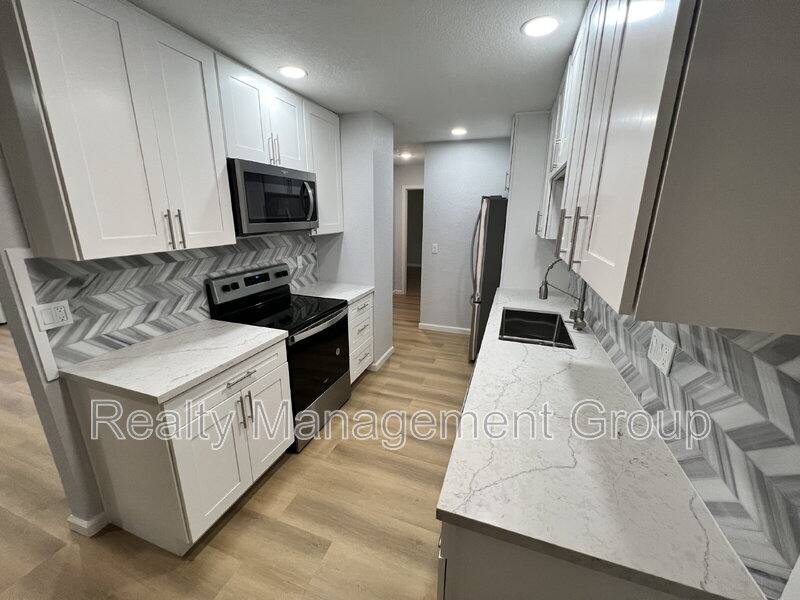 Condo for rent at 1013 Sunshine Ave #I, El Cajon, CA 92020